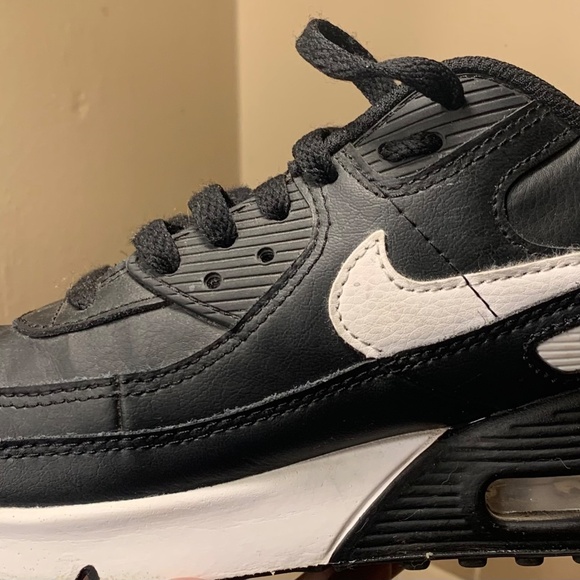 Boy’s 6.5Y Nike Airmax Excee - Picture 4 of 7